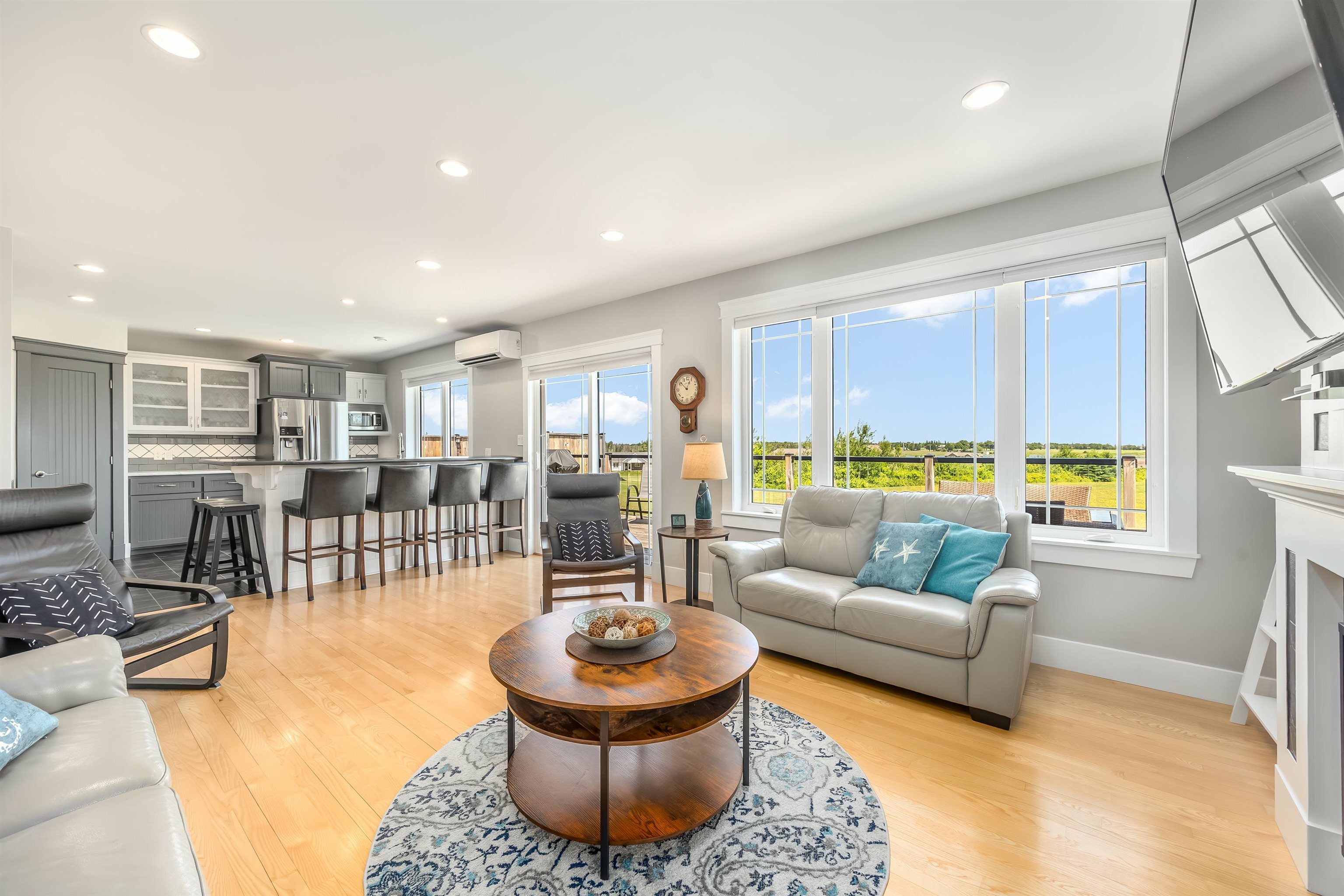 Property Photo: 15 Estates Way PE C1E 2R4