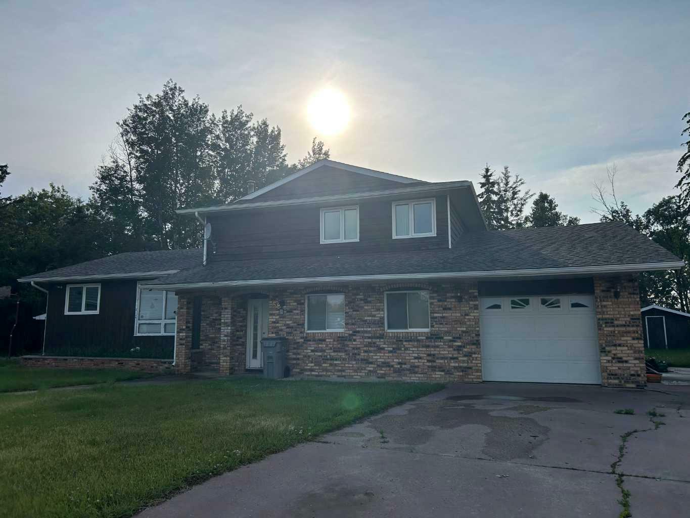 Property Photo: 58 Baxter Crescent AB T7S 1E6