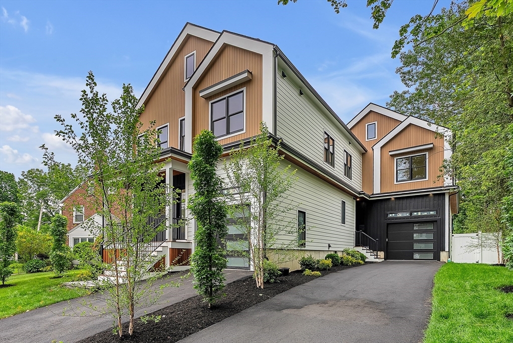 Property Photo: 182 Hunnewell Ave MA 02458