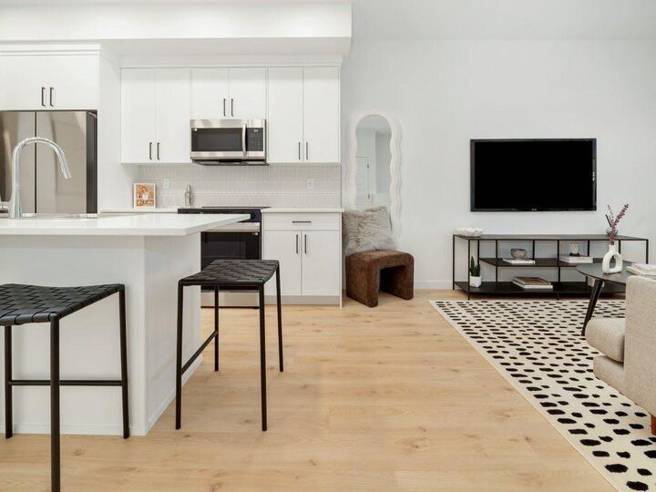 Property Photo: 2932 47 Street S AB T1K 8L4