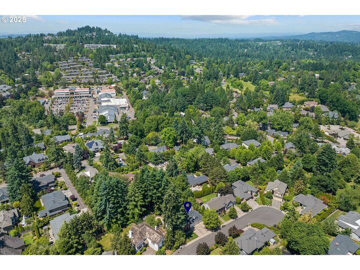 Property Photo:  12723 Adrian Ct  OR 97034 
