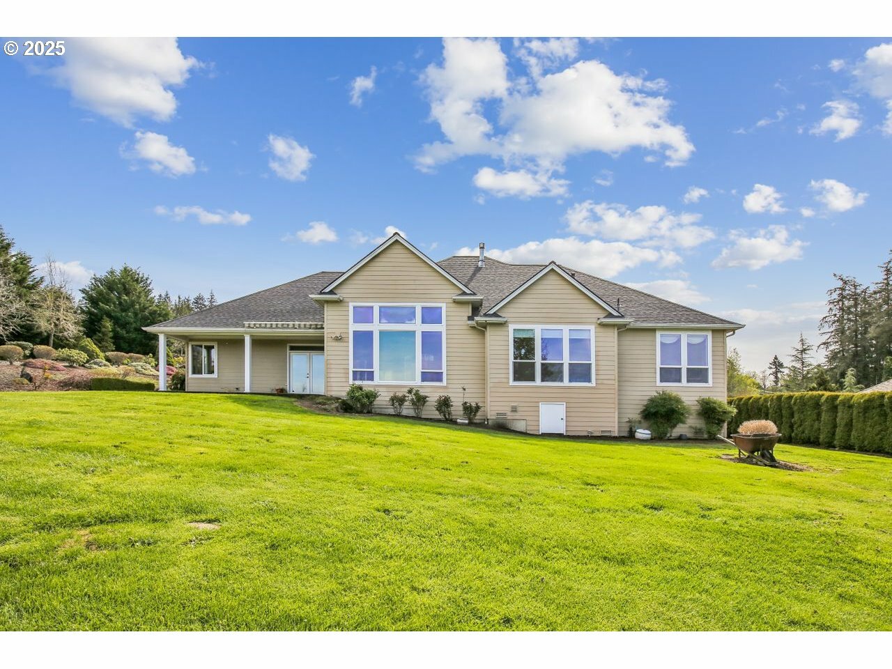 Property Photo:  49 Bentley Dr  WA 98626 