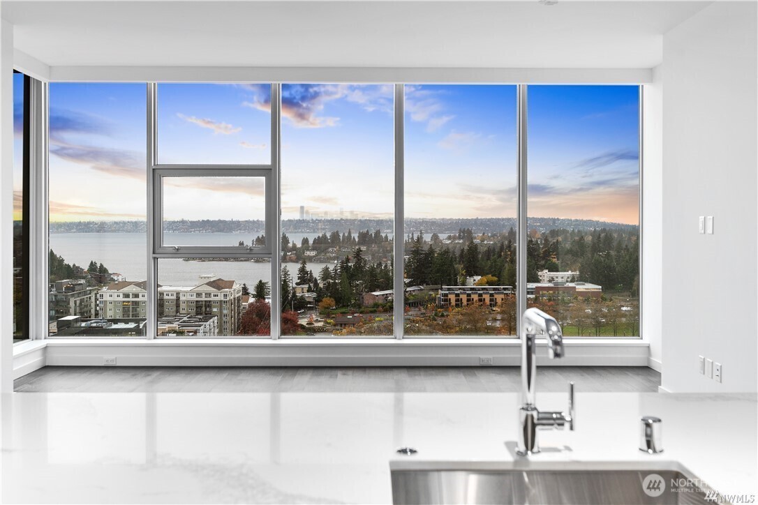 Photo de la propriété: 188 Bellevue Way NE 1907 WA 98004