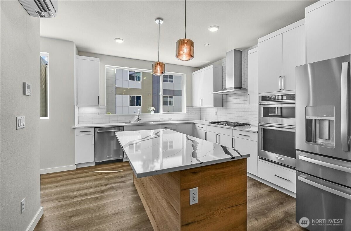 Property Photo: 8922 NE 173rd Place A WA 98011
