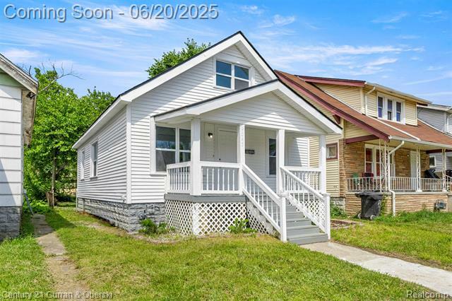 Property Photo: 9045 Burnette Street MI 48204