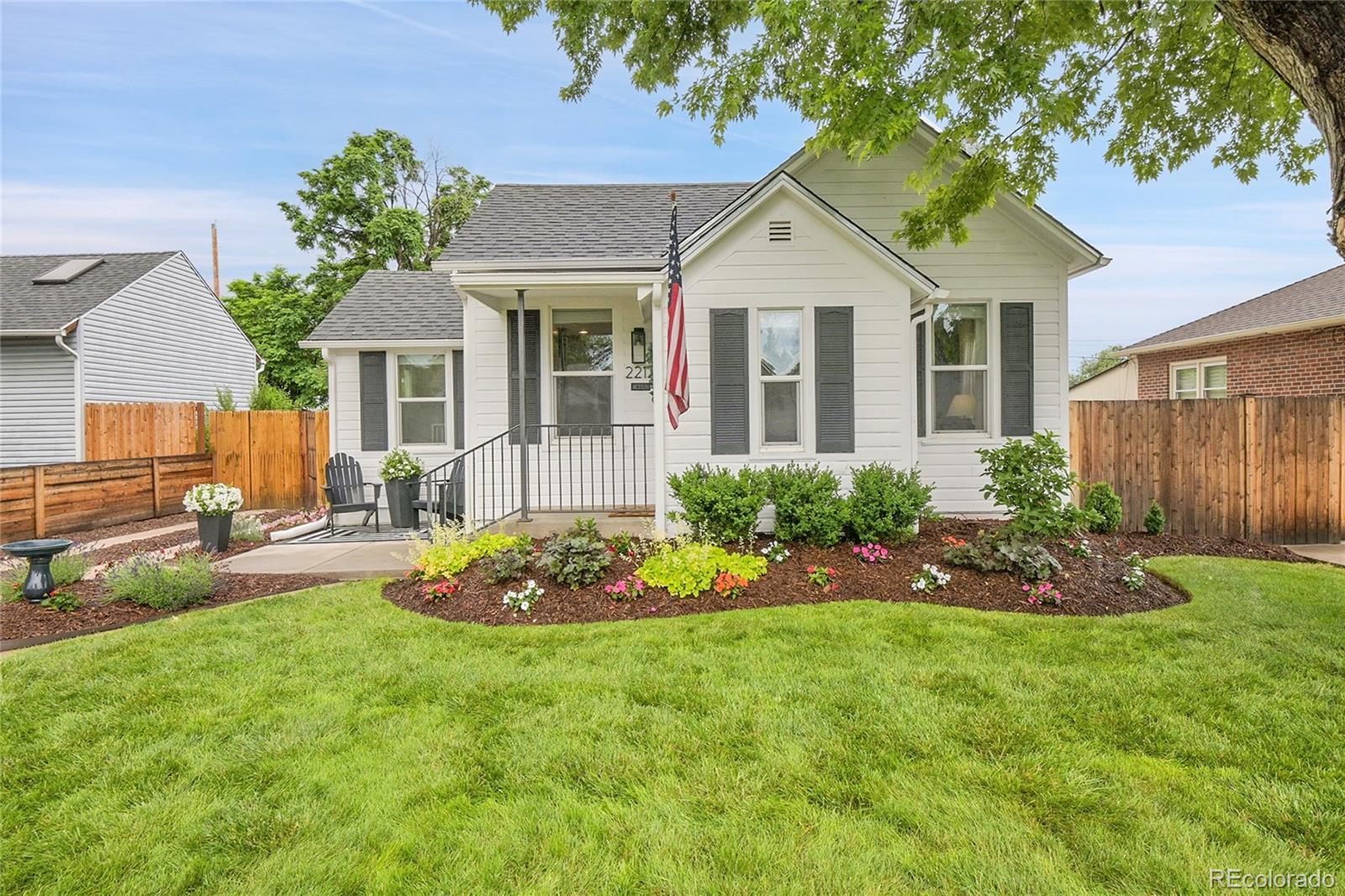 Property Photo: 2212 Ingalls Street CO 80214