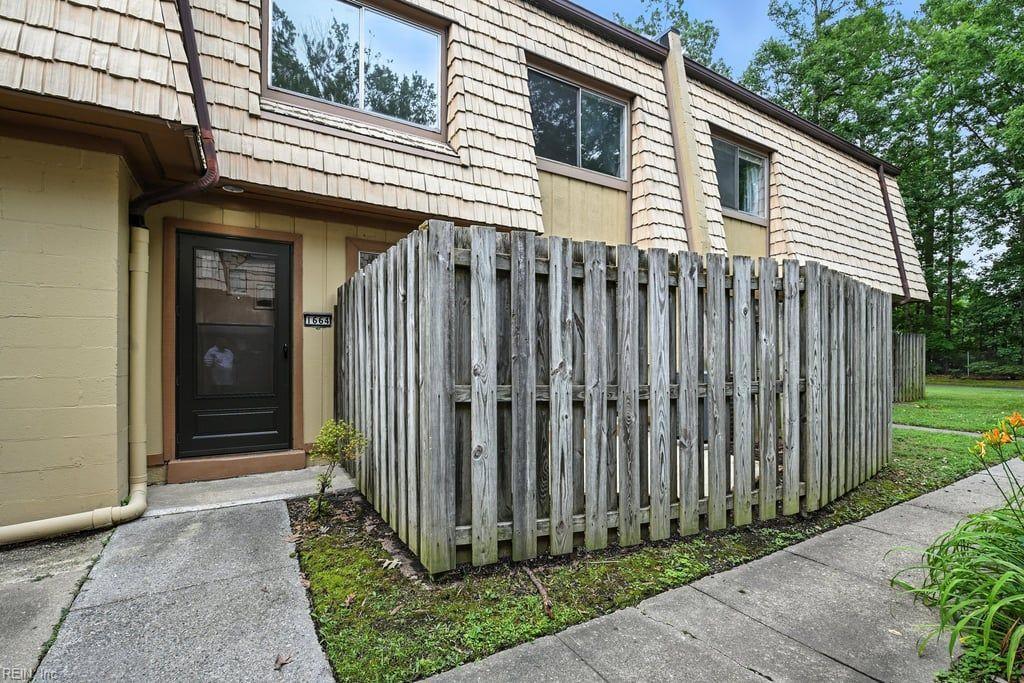 Property Photo: 1664 Malibu Pl VA 23608