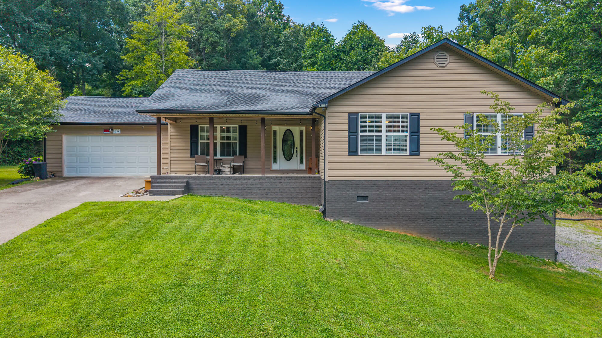 Property Photo: 61C County Road 100 TN 37322