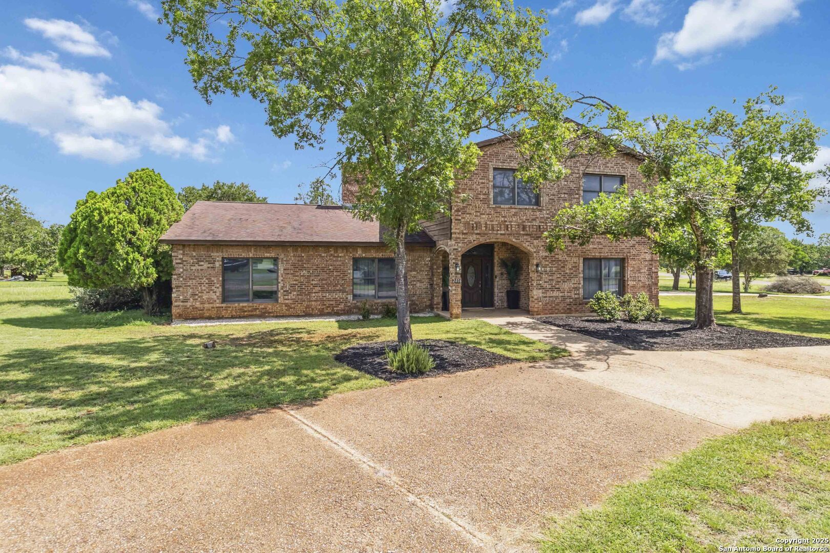 Property Photo:  2406 Northwoods  TX 78132 