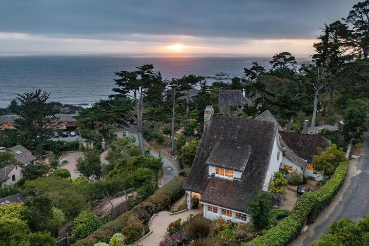 110 Pine Way  Carmel CA 93923 photo
