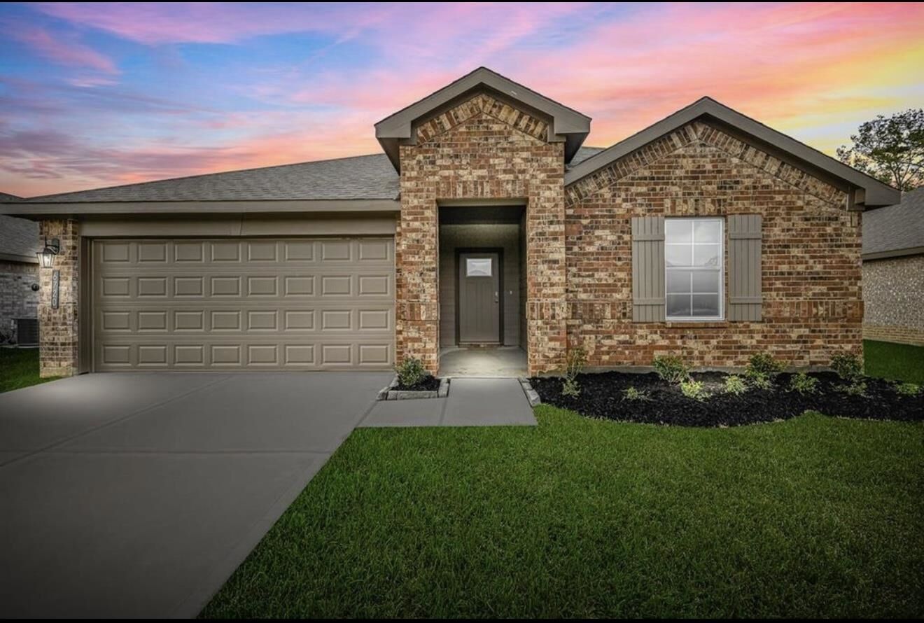 Property Photo: 1715 Holly Trails TX 77659