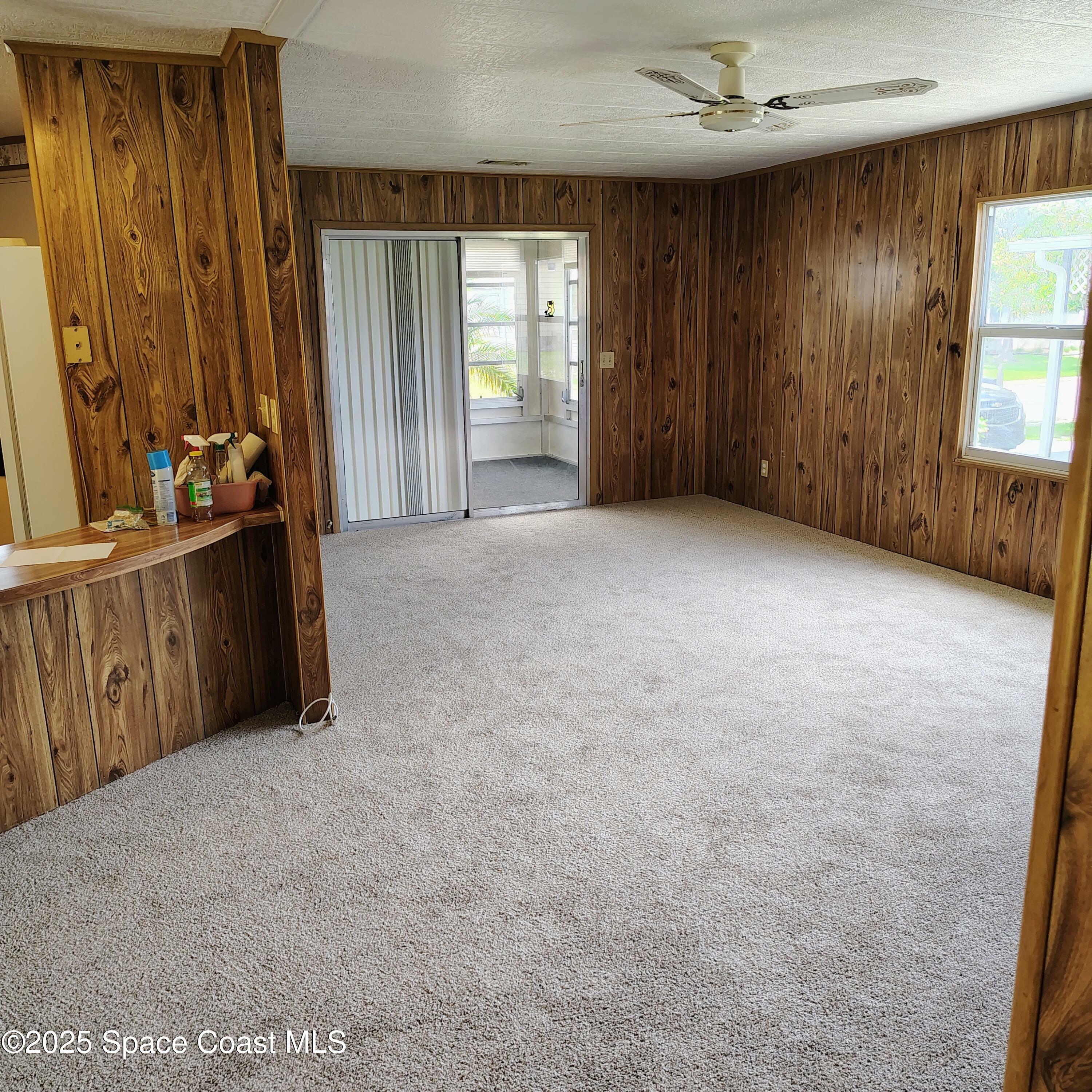 Property Photo: 554 Jennifer Circle FL 32904