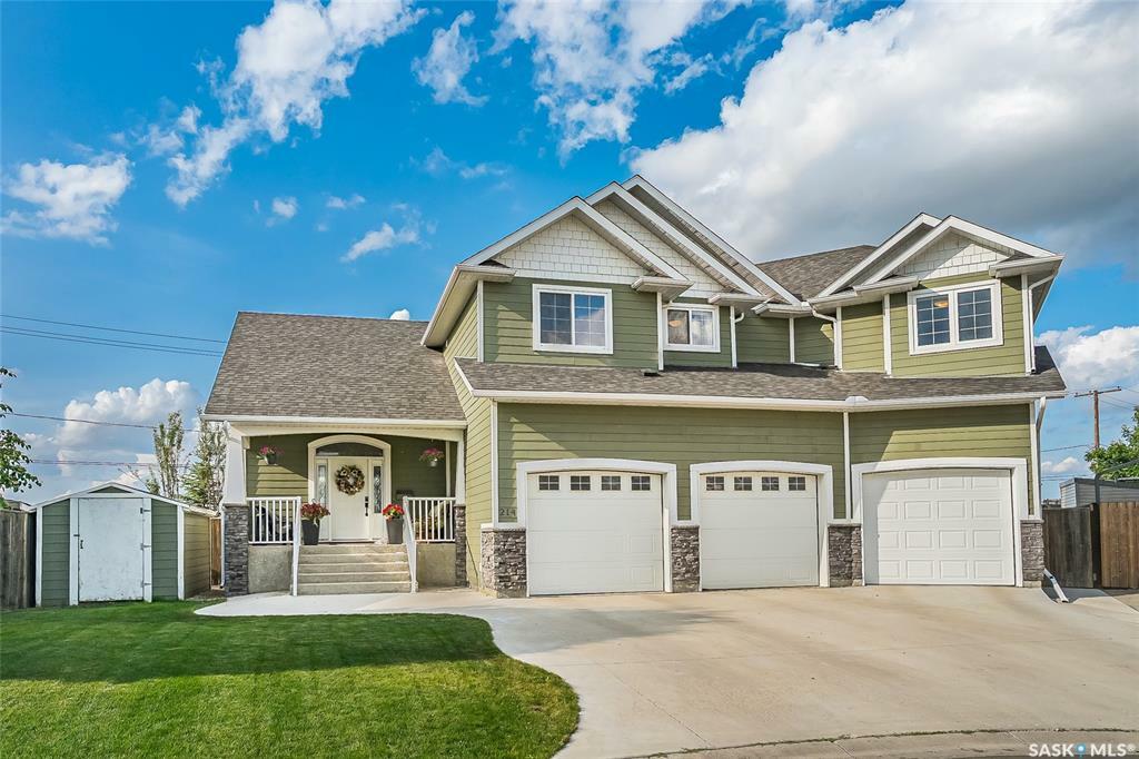 Property Photo: 214 Victor Terrace SK S0K 1E0
