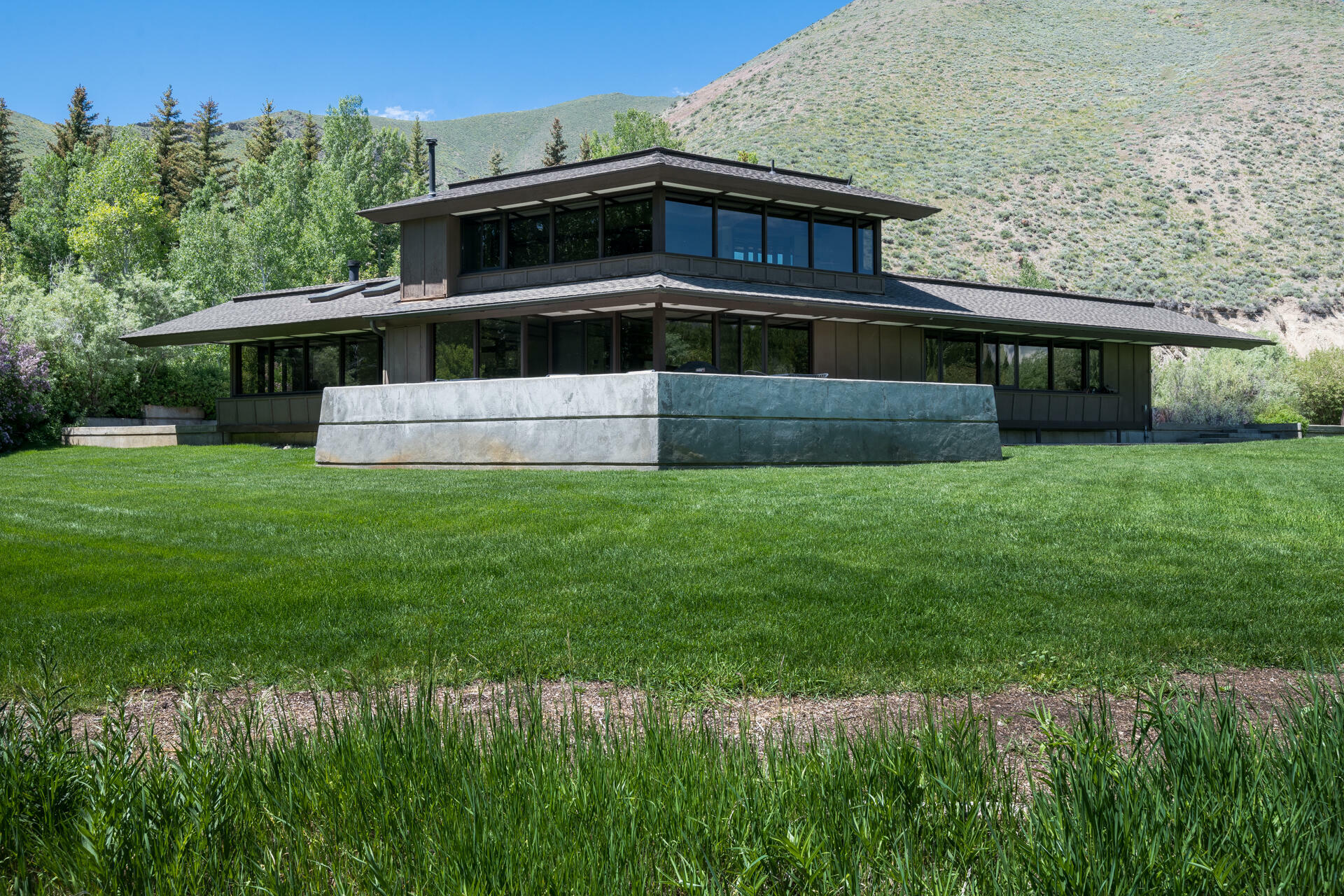 Property Photo: 102 Hyndman View Dr ID 83333