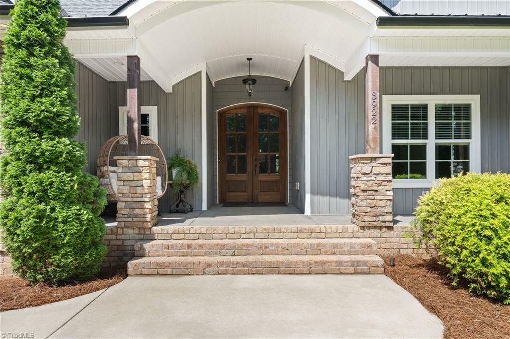 Property Photo: 3922 Tam O Shanter Road NC 27284