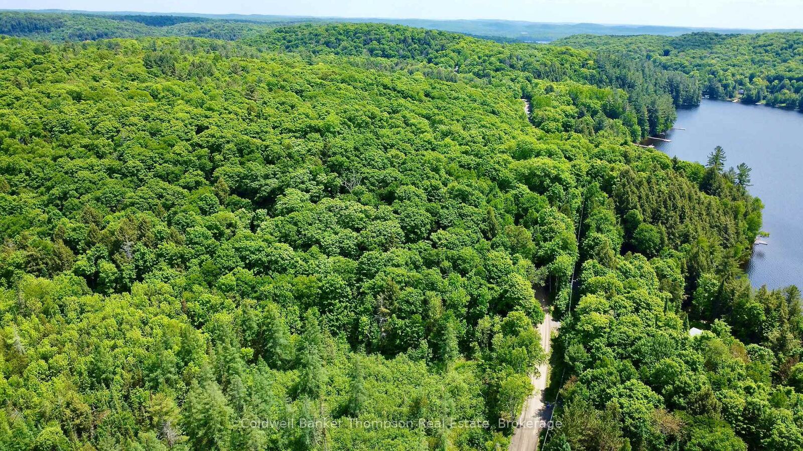 Photo de la propriété: 265 Sharon Drive ON P1H 2J6