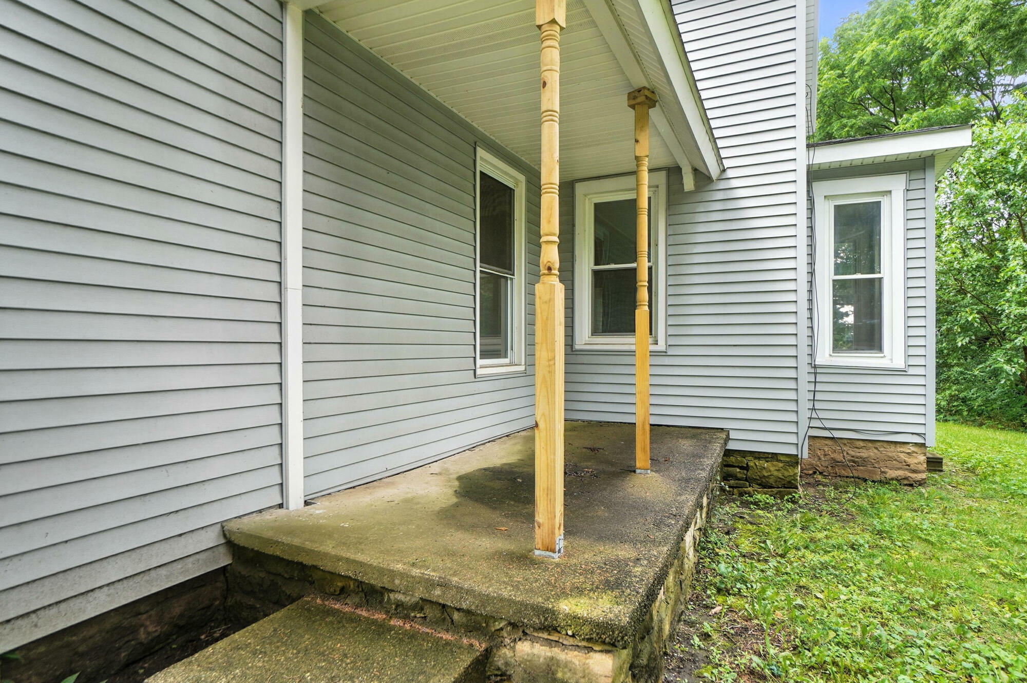 Property Photo: 7126 Dayton Springfield Road OH 45323