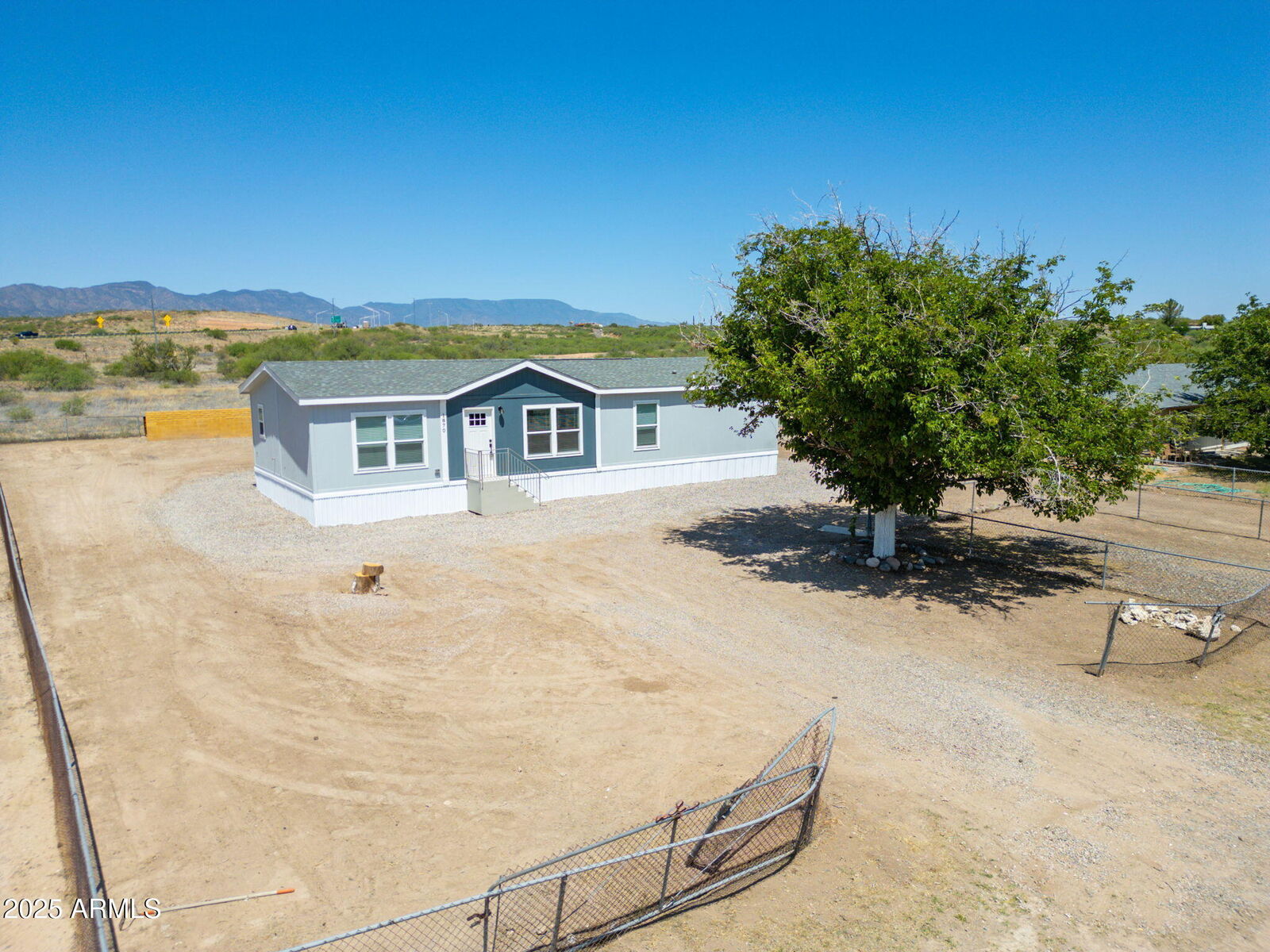 Property Photo: 1870 N Royal Way AZ 86322