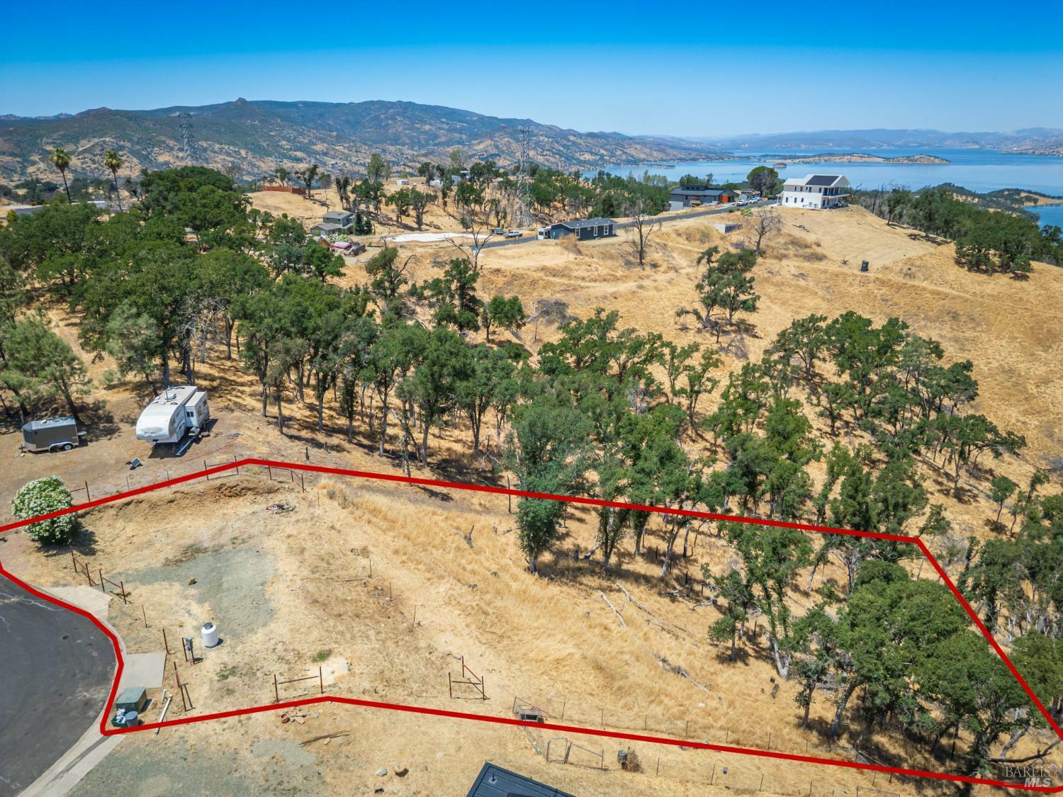 Property Photo:  422 Woodhaven Court  CA 94558 
