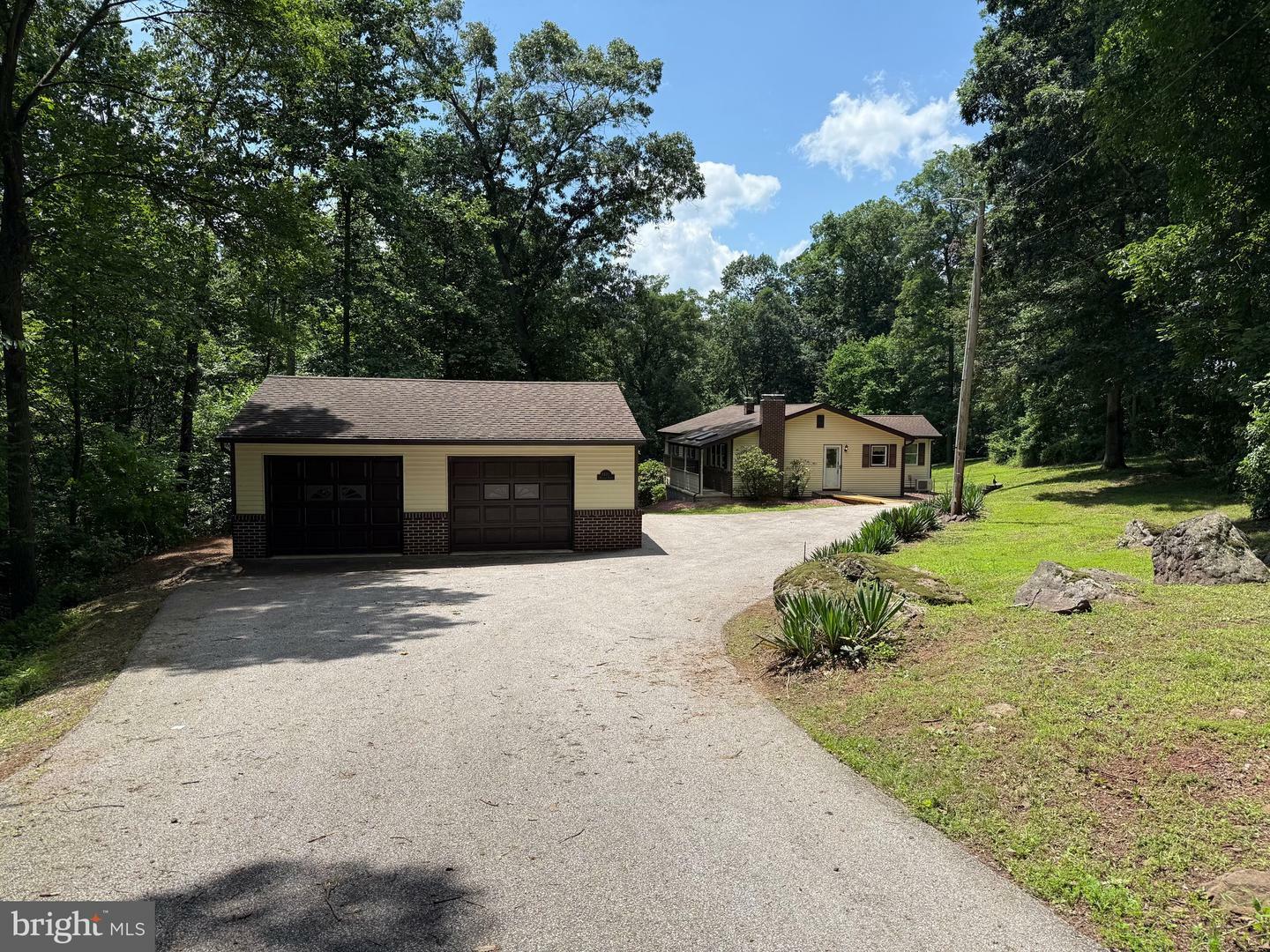 6420 Mountain Road  Dover PA 17315 photo