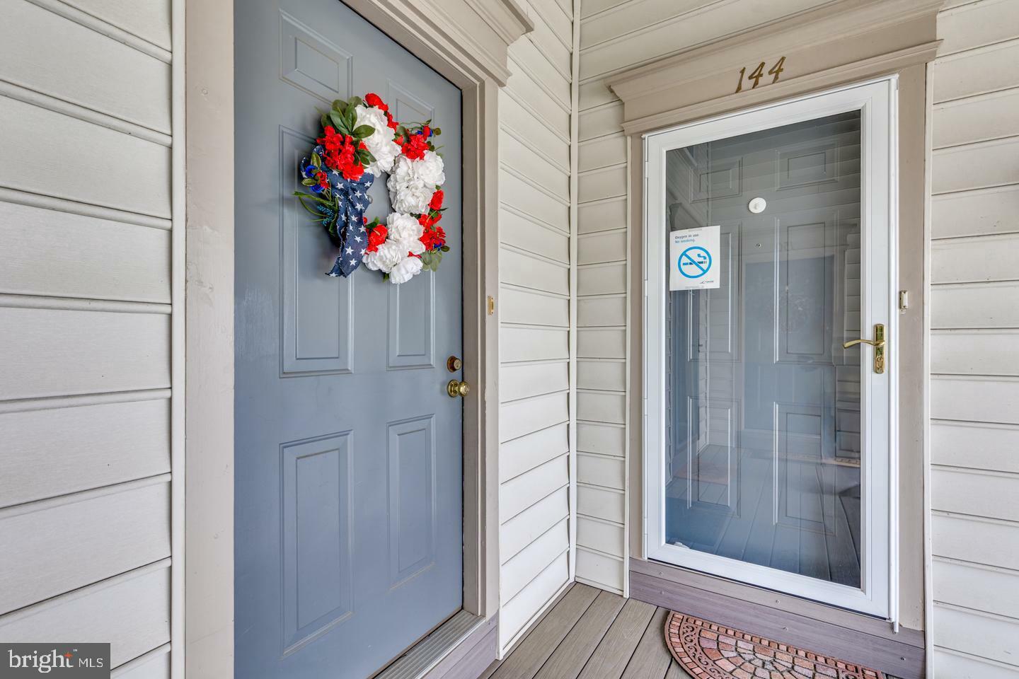 Property Photo:  146 Rosebay Court  NJ 08075 
