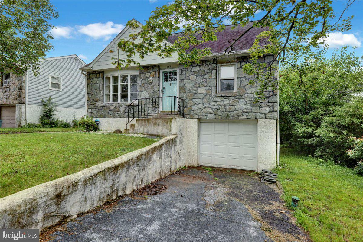 Property Photo: 466 Spring Street PA 19464