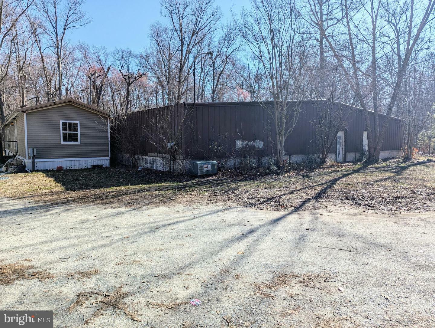 Property Photo: 3060 Kenton Road DE 19904