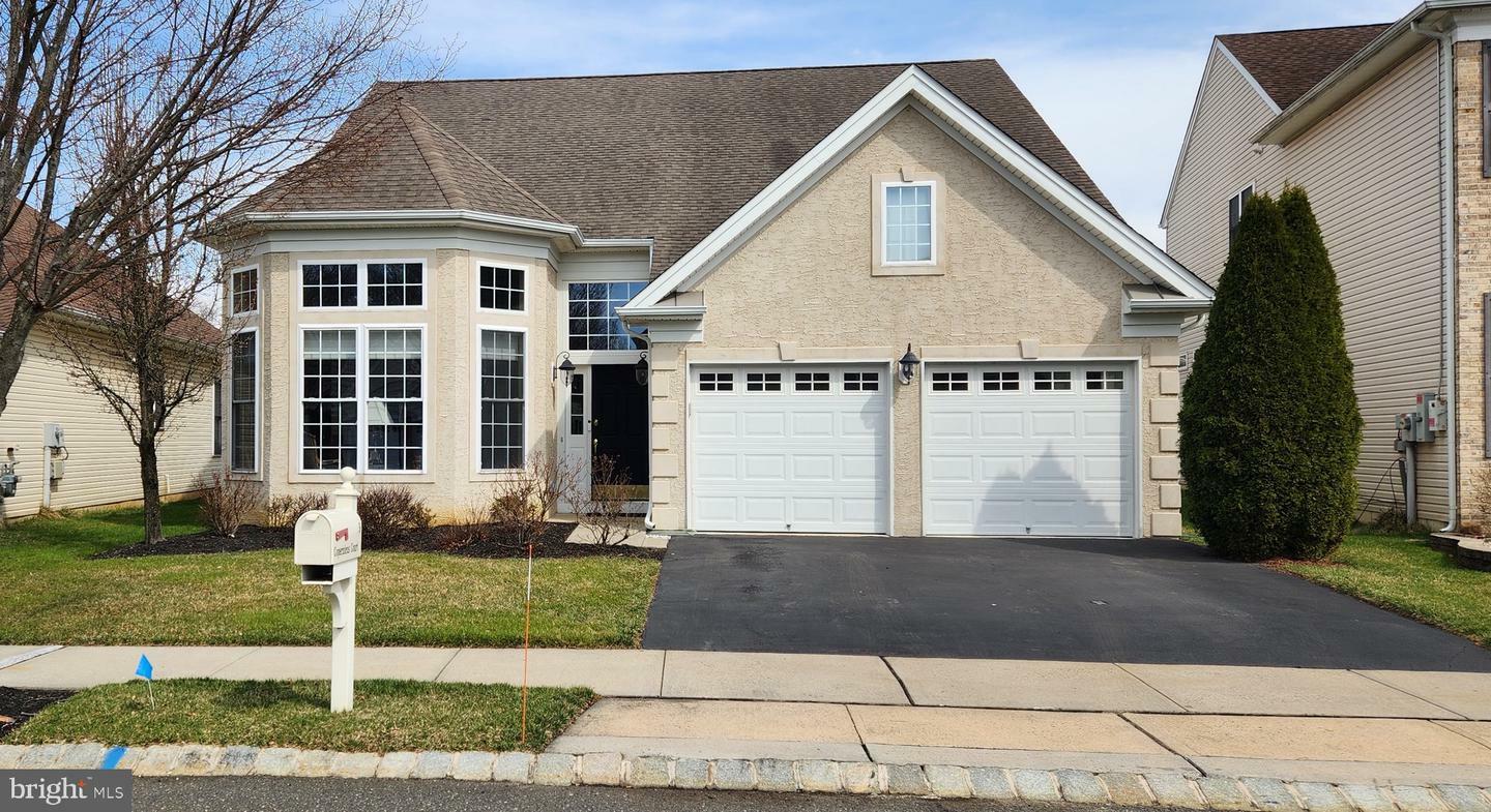 9 Copernicus Court  Cranbury NJ 08512 photo