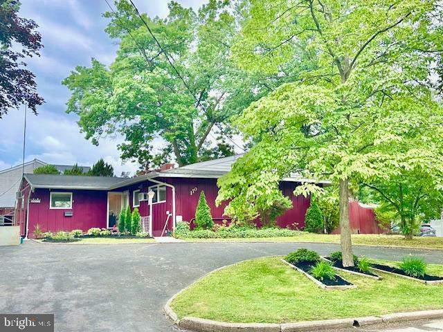 170 Burlington Avenue  Spotswood NJ 08884 photo