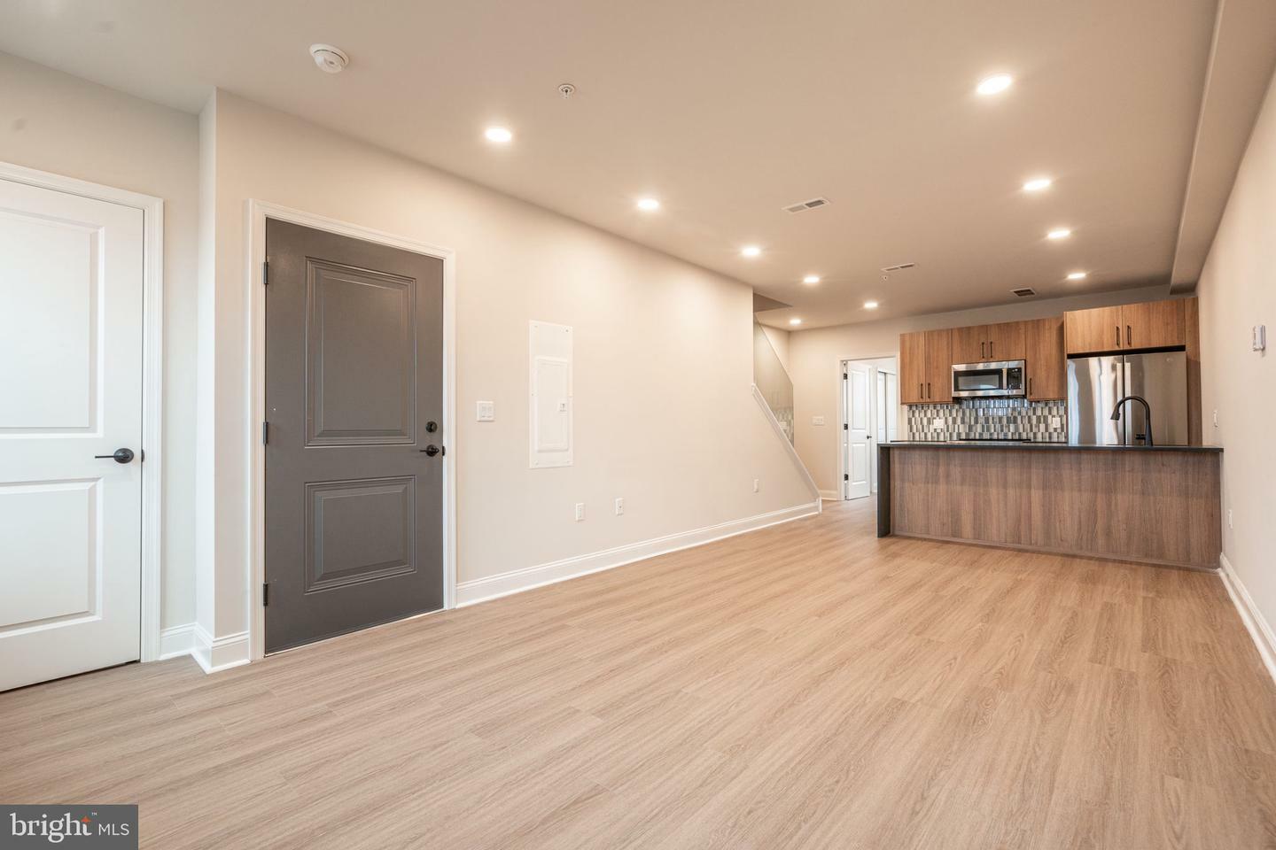 Property Photo: 4090 Leslie Lane A44 PA 19131
