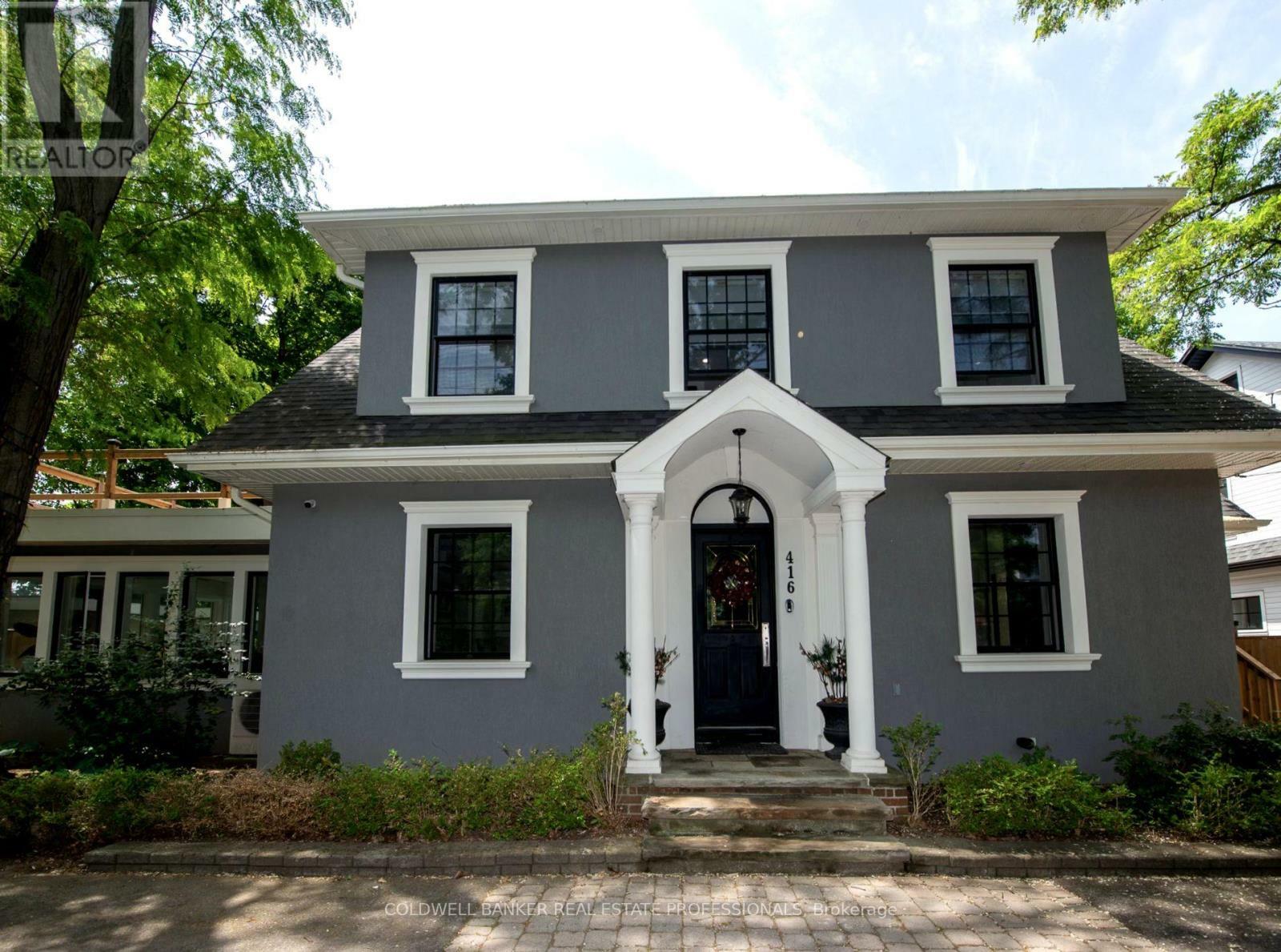 Photo de la propriété: 416 Trafalgar Road ON L6J 3H7