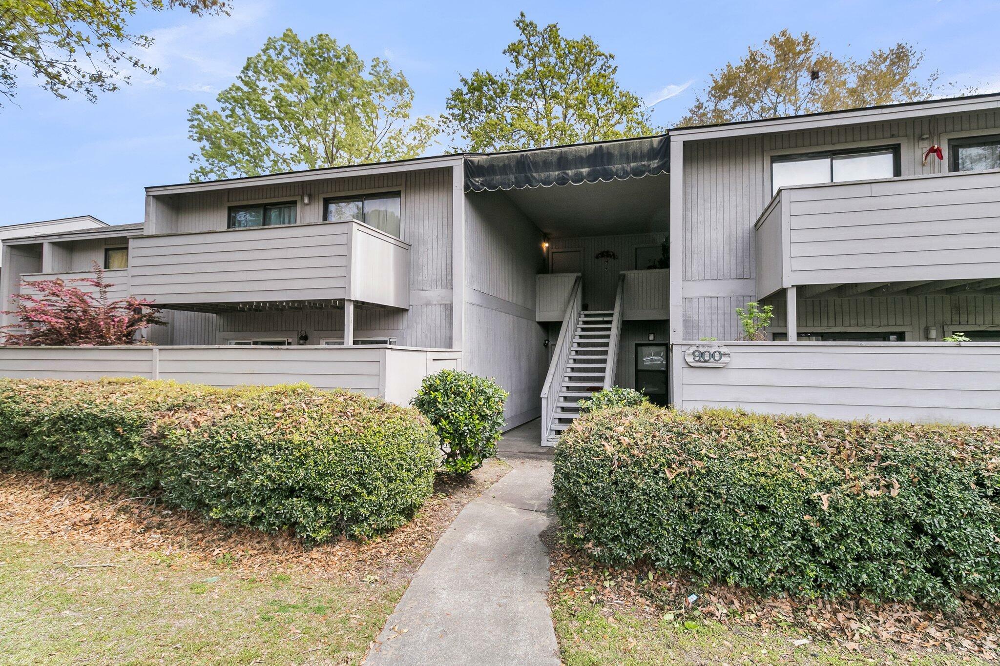 Property Photo:  902 Greenmeadow Drive  SC 29445 