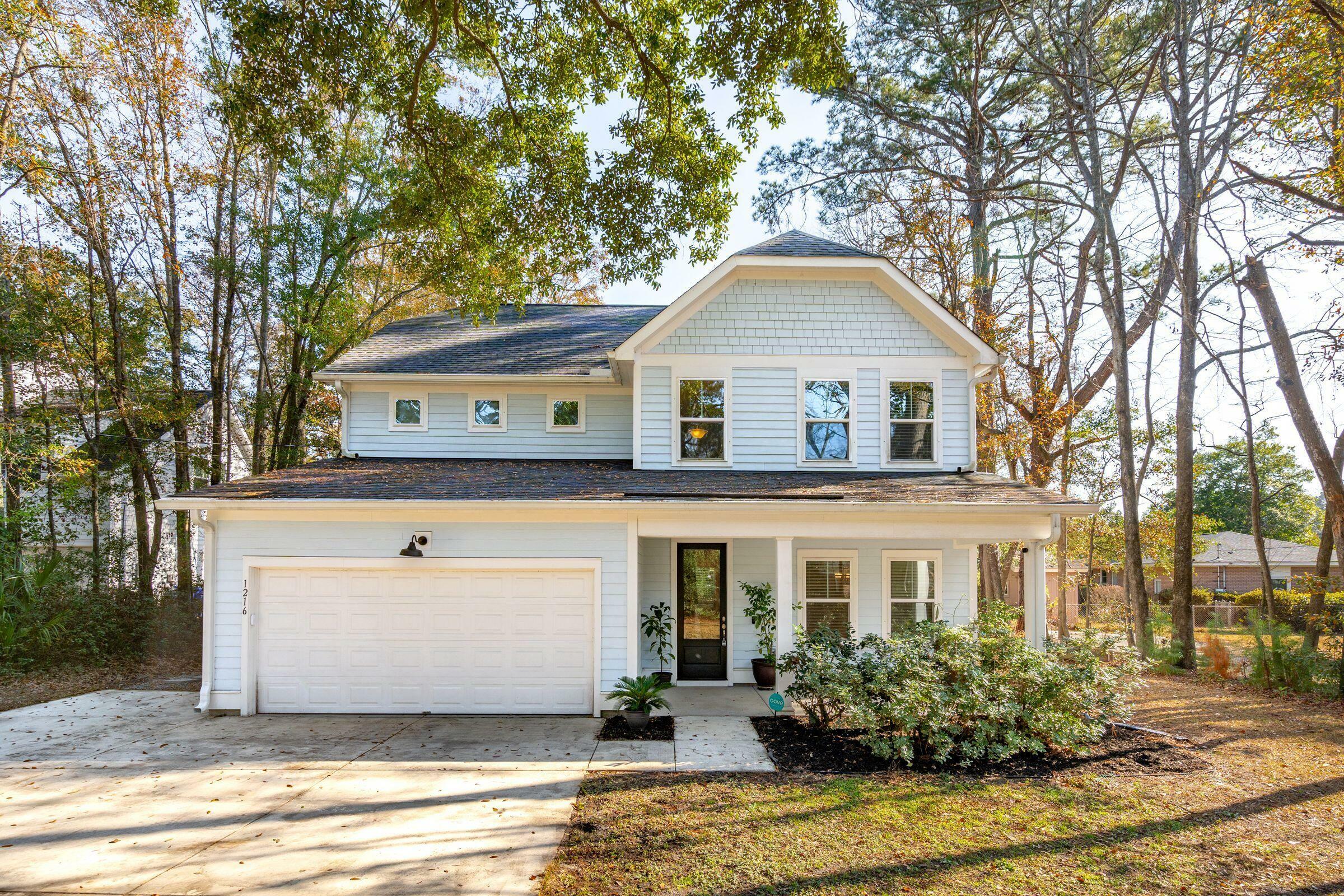 Property Photo: 1216 Ashley Hall Road SC 29407