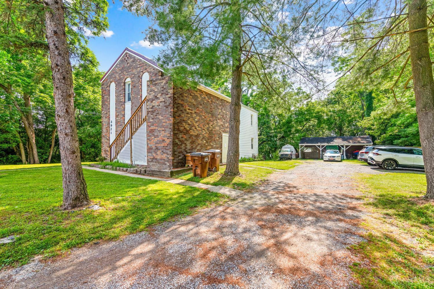 Property Photo: 3921 Randolph Lane OH 45245