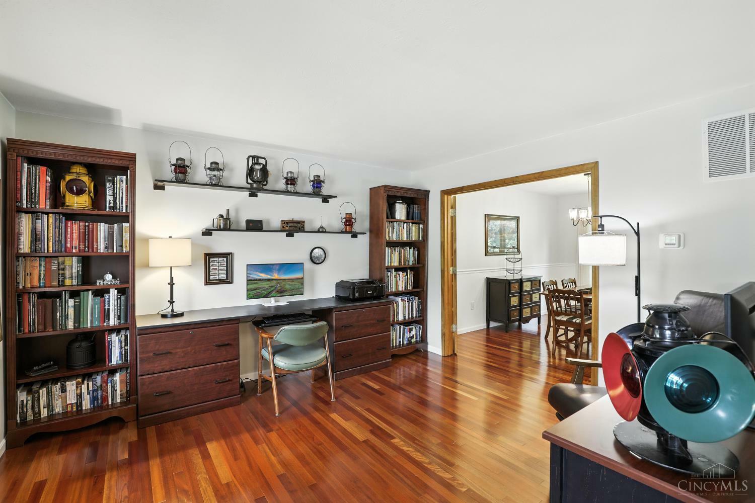 Property Photo: 6219 Maple Grove OH 45152