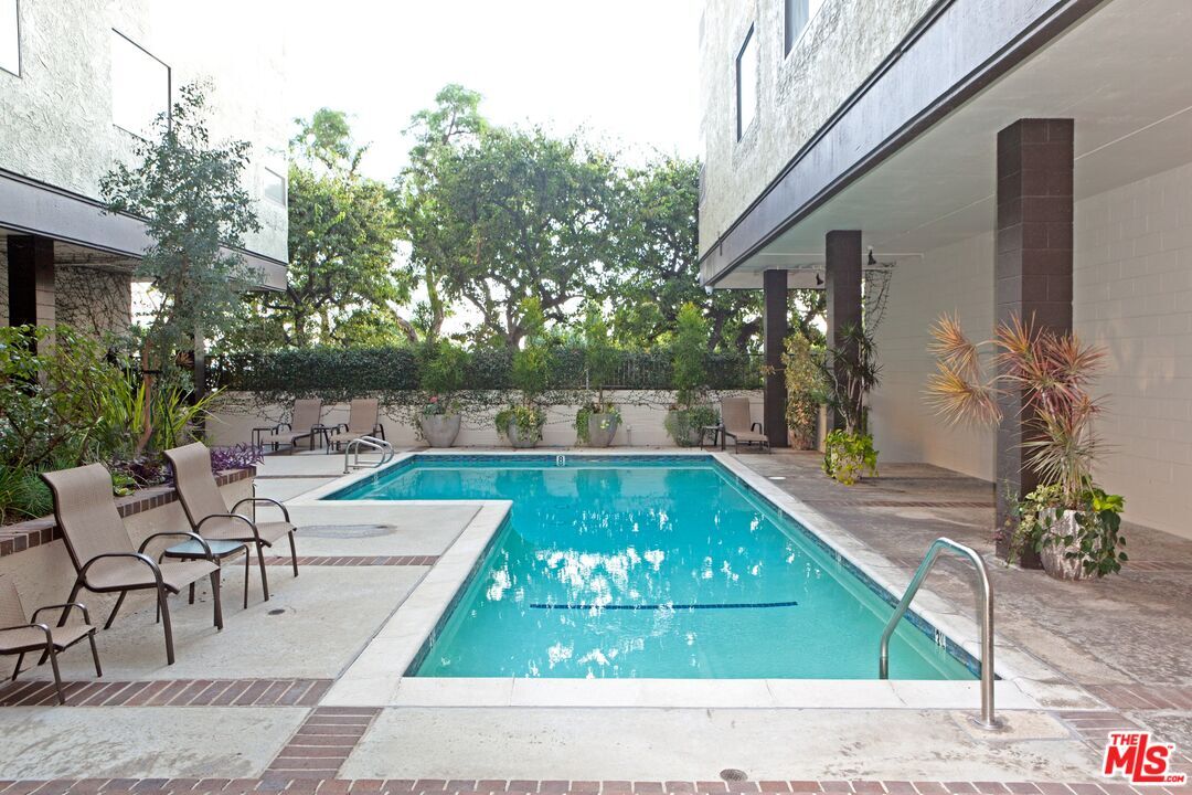Property Photo: 9000 Cynthia St CA 90069