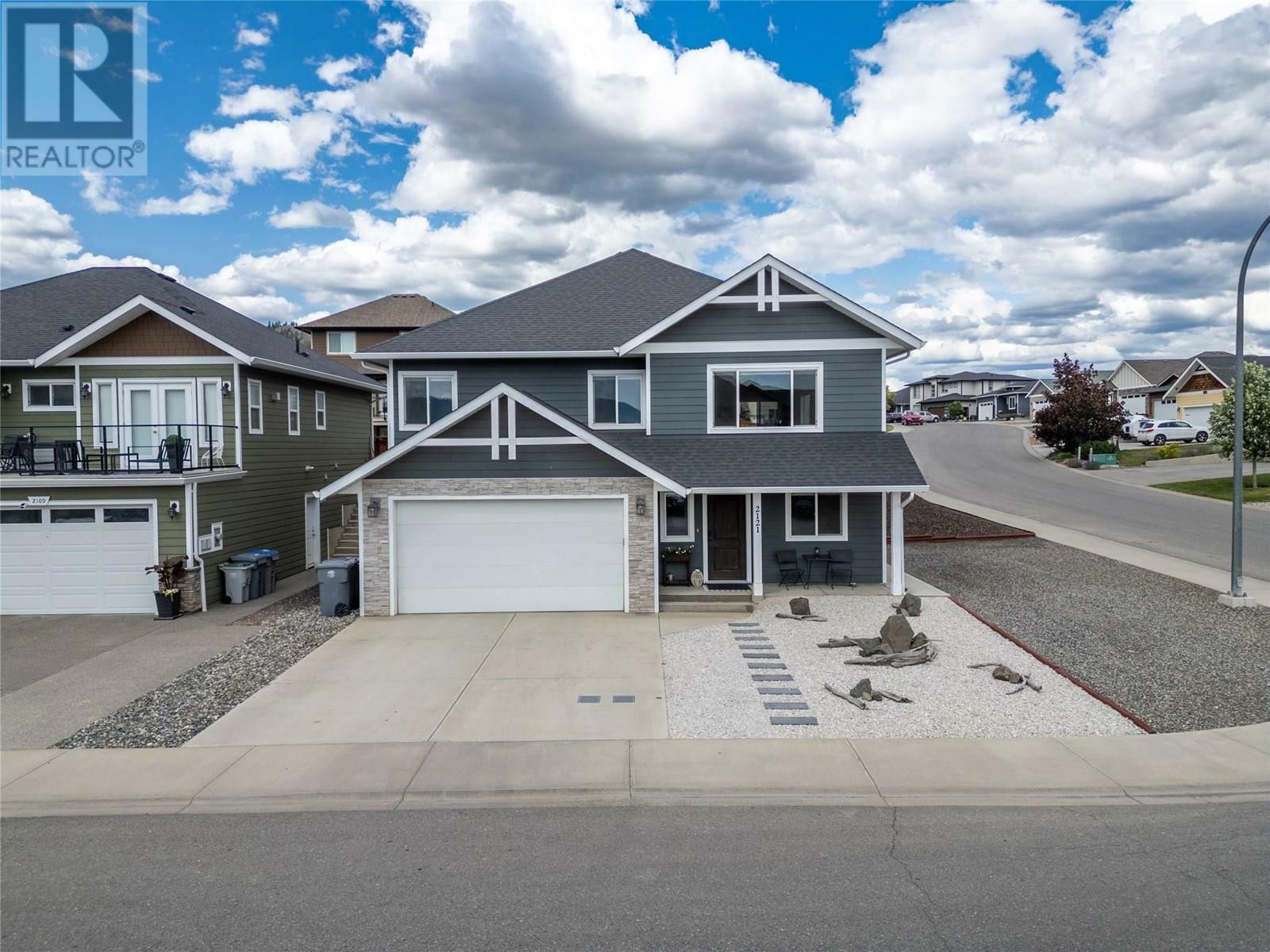 Property Photo: 2121 Doubletree Crescent BC V2B 0E9