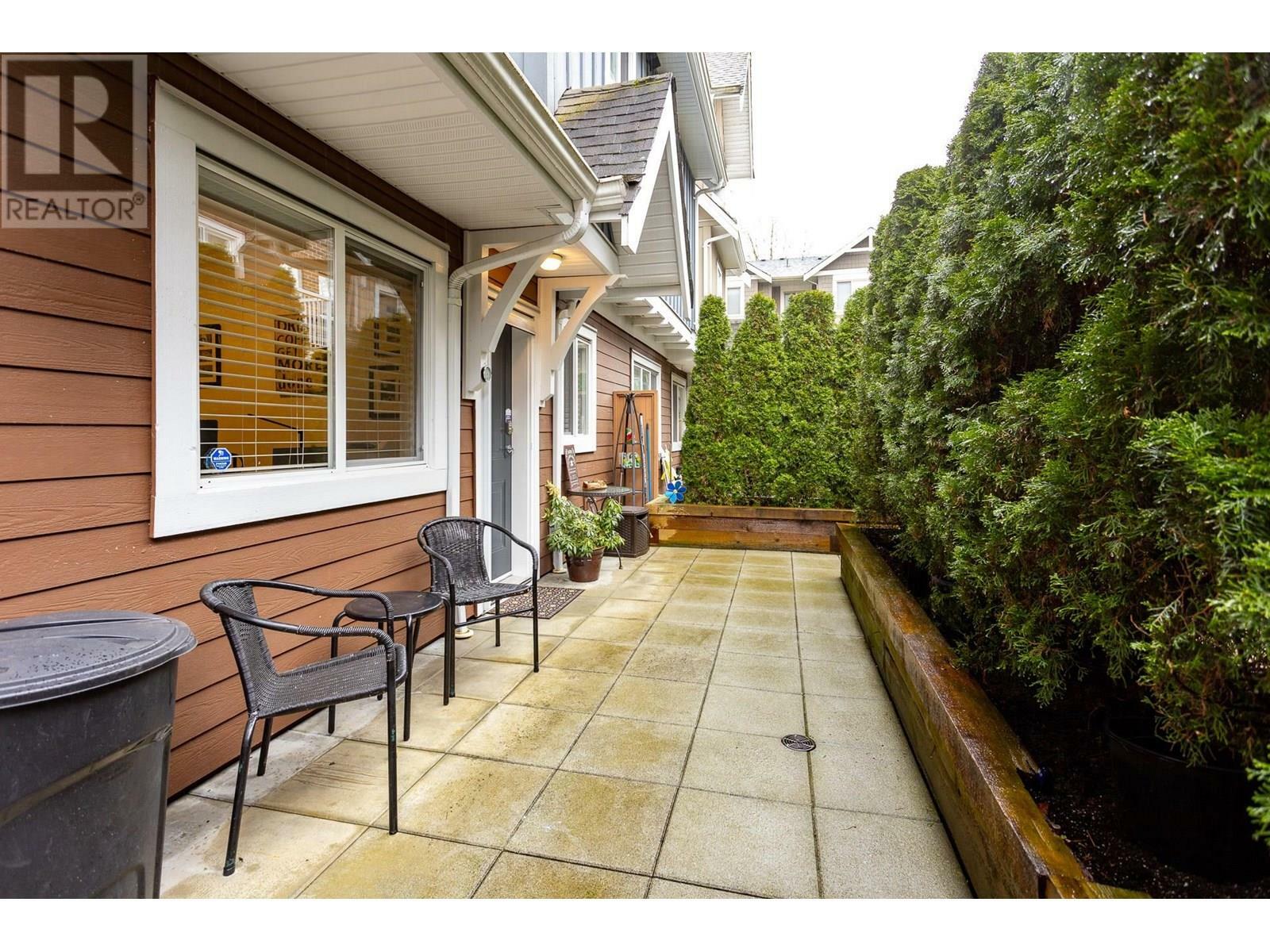 Photo de la propriété:  1661 Fraser Avenue 407  BC V3B 0B6 