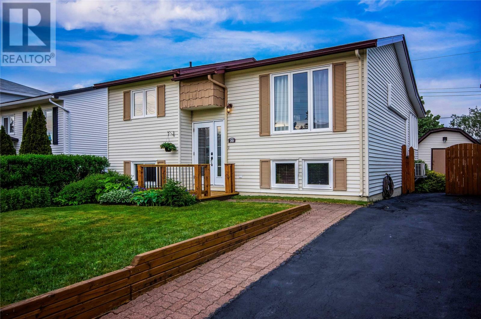 20 Jane Heights  Paradise NL A1L 1E6 photo
