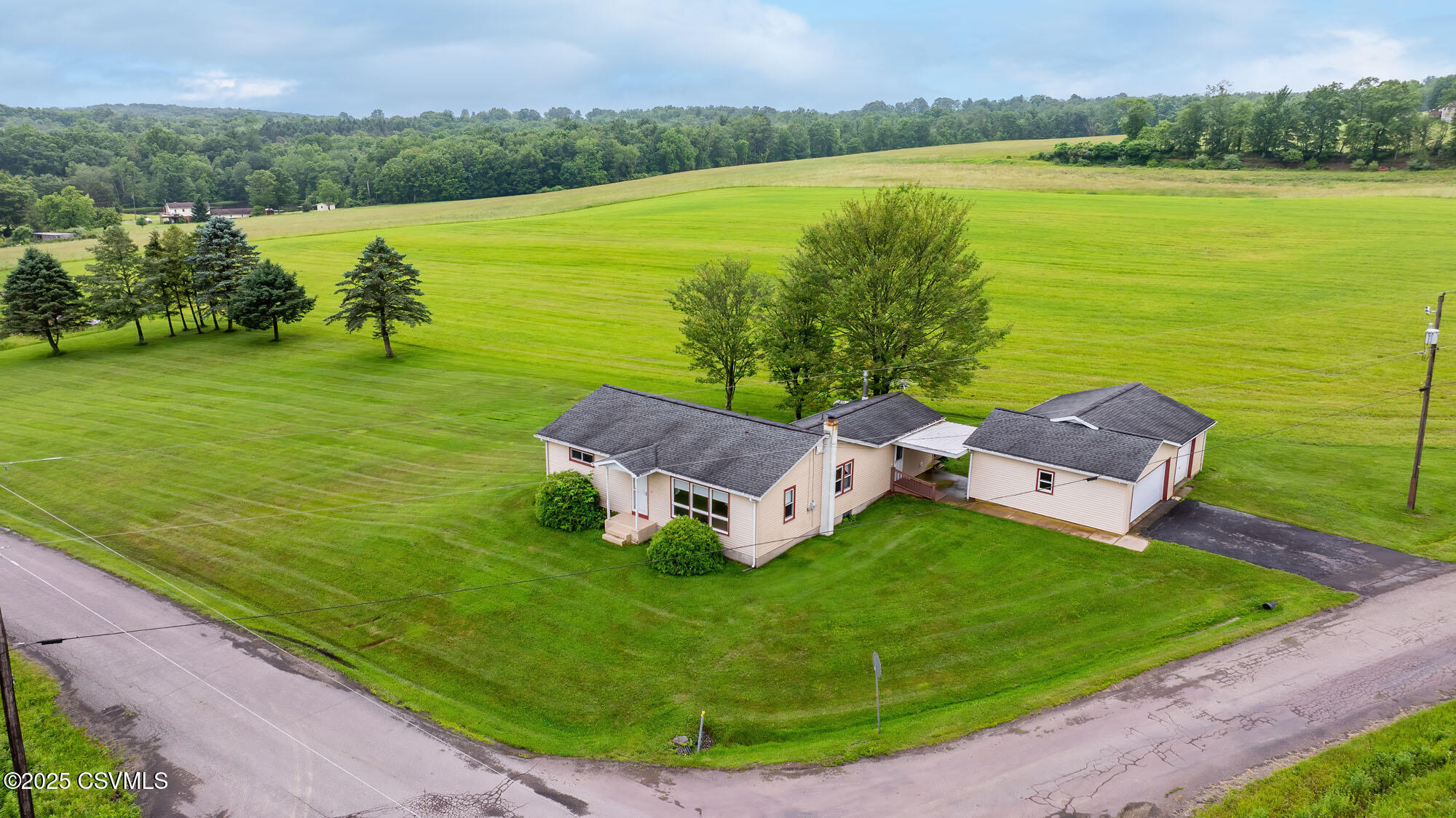 Property Photo: 141 Honeytown Road PA 17878