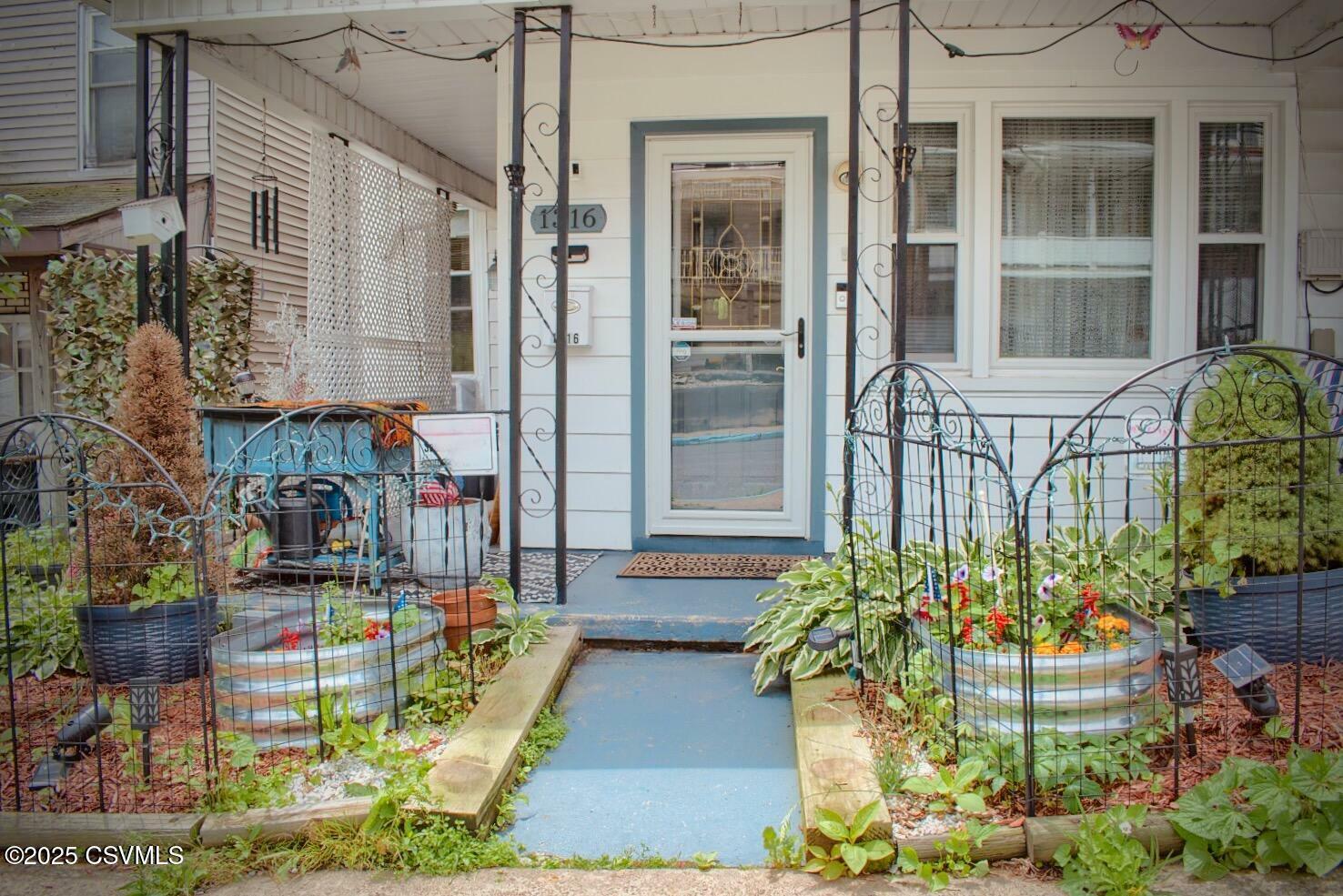 Property Photo: 1316 W Walnut Street PA 17866