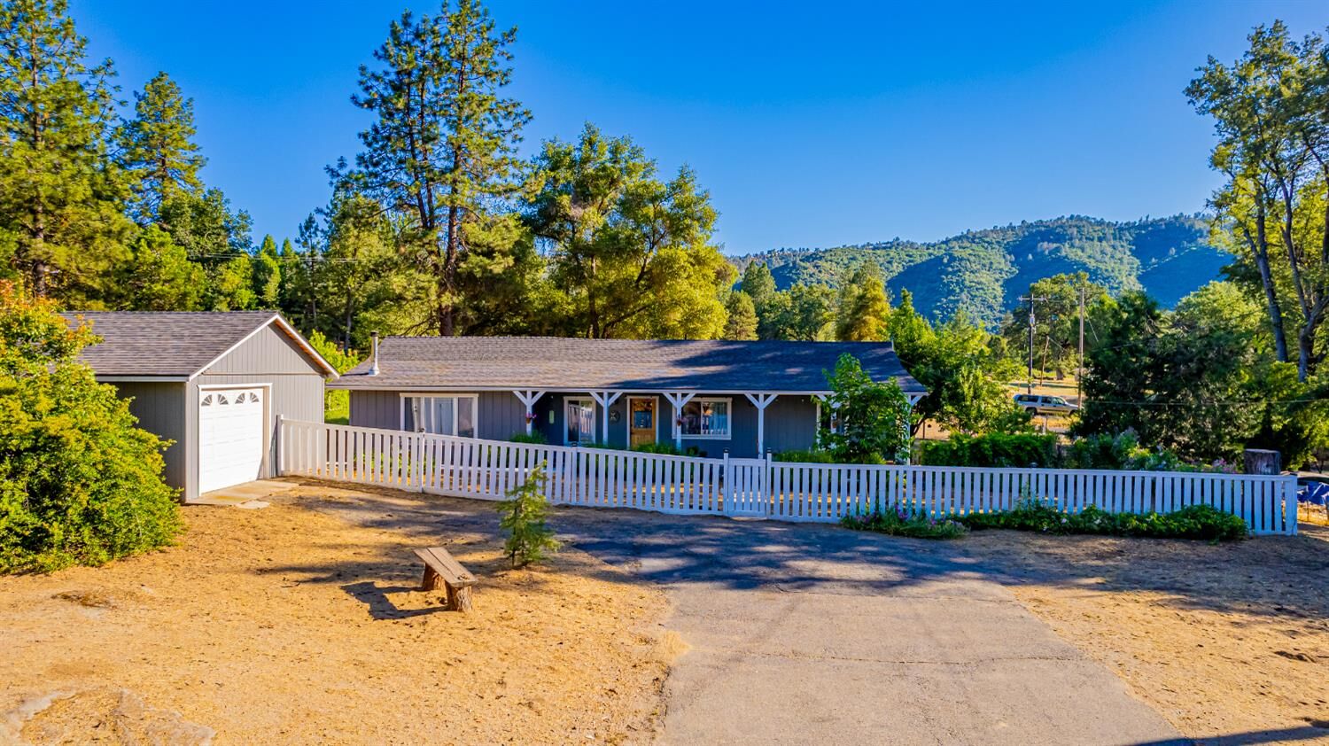 Property Photo: 41092 Highway 49 CA 93644