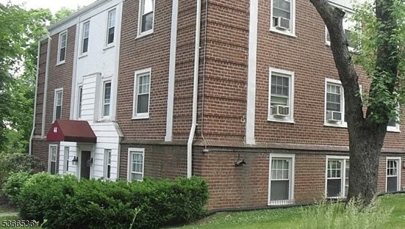 Property Photo: 44 Union St 3 NJ 07042