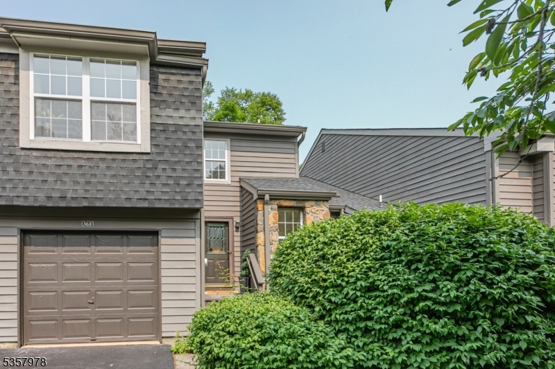 36 Needham Way  Montgomery Twp. NJ 08540 photo