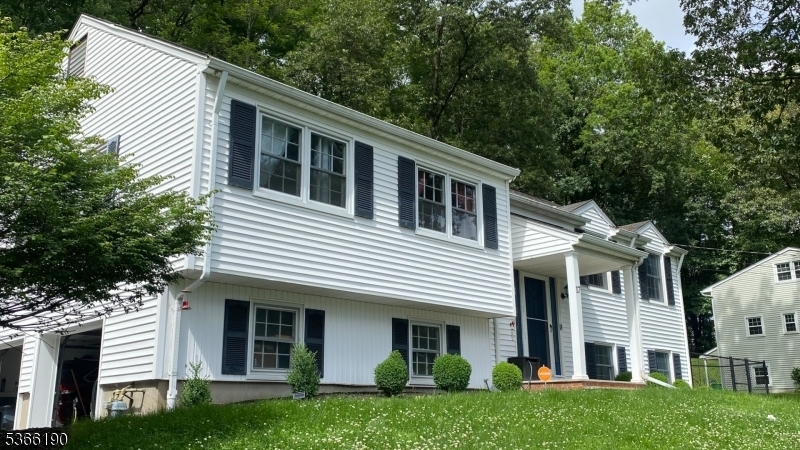 17 Radtke Rd  Randolph Twp. NJ 07869 photo