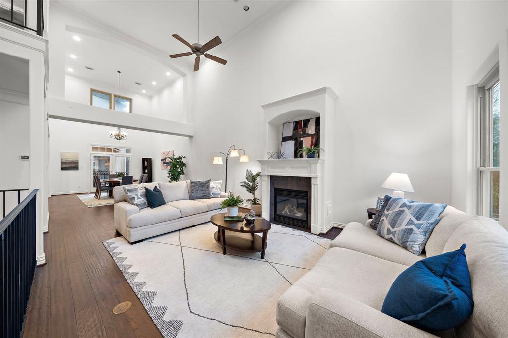 3104 Bagby Street B  Houston TX 77006 photo