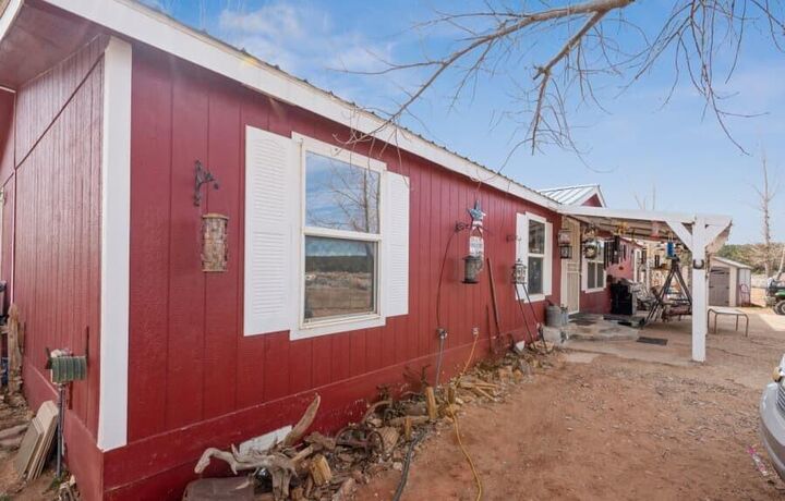 Property Photo:  105 N Coyote Rd  UT 84737 