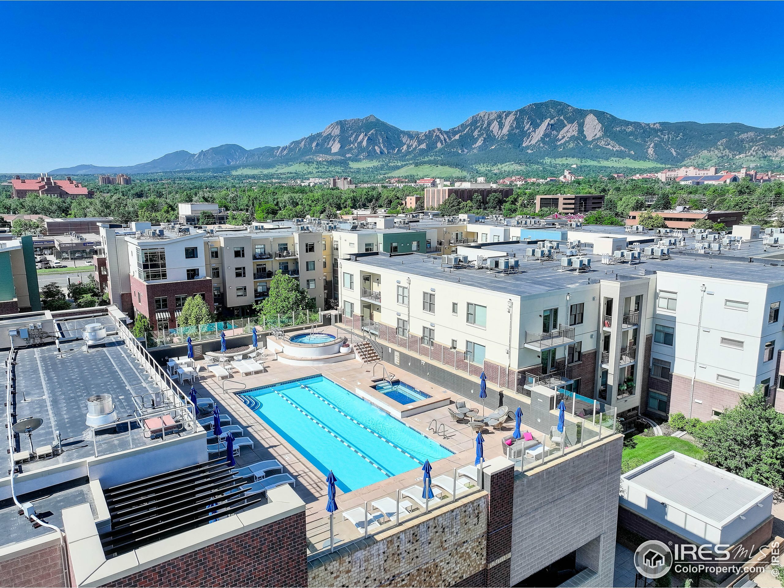 Property Photo:  3601 Arapahoe Ave 304  CO 80303 