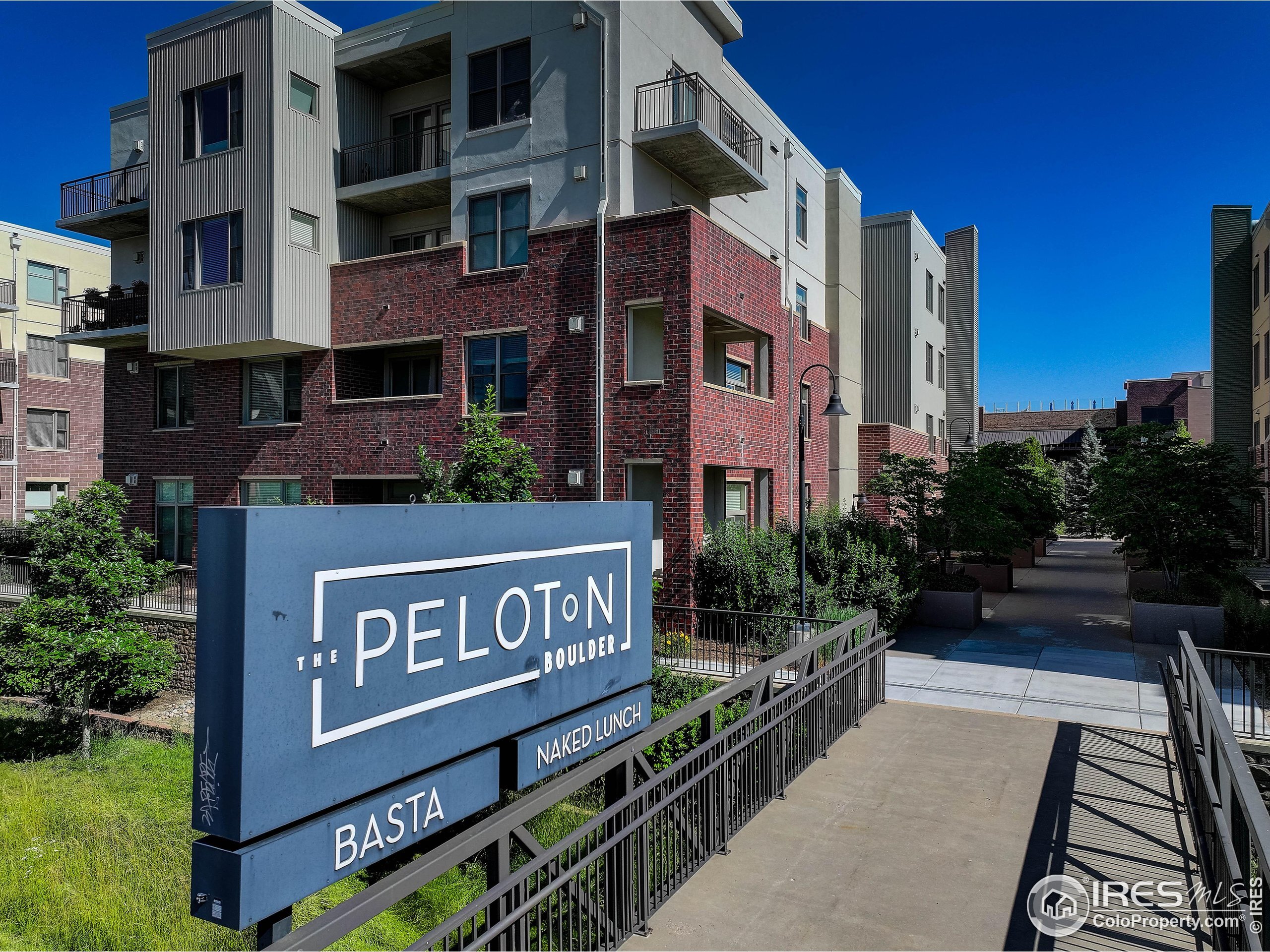 Property Photo: 3601 Arapahoe Ave 304 CO 80303