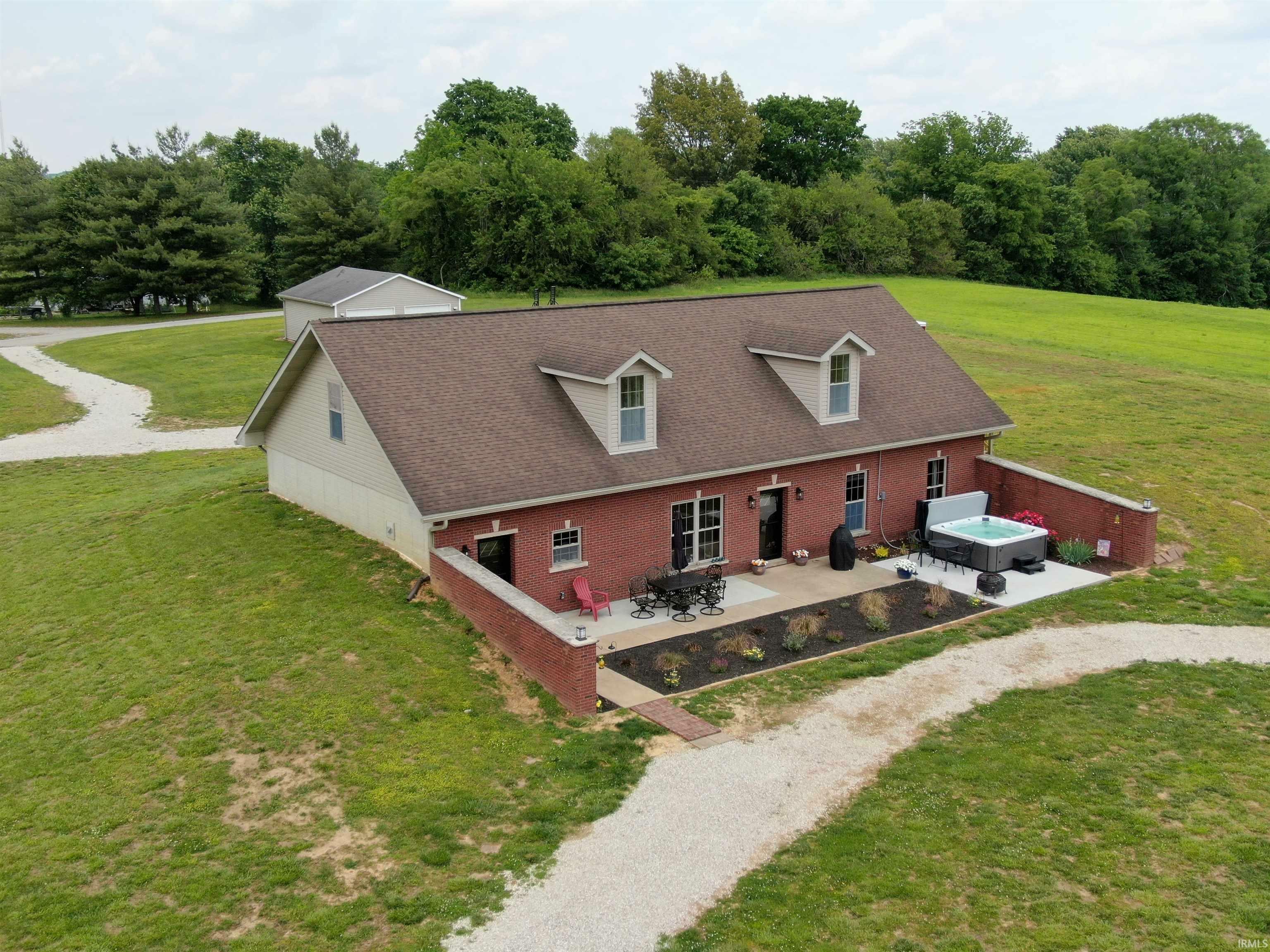 Property Photo: 10083 W 565 S IN 47665